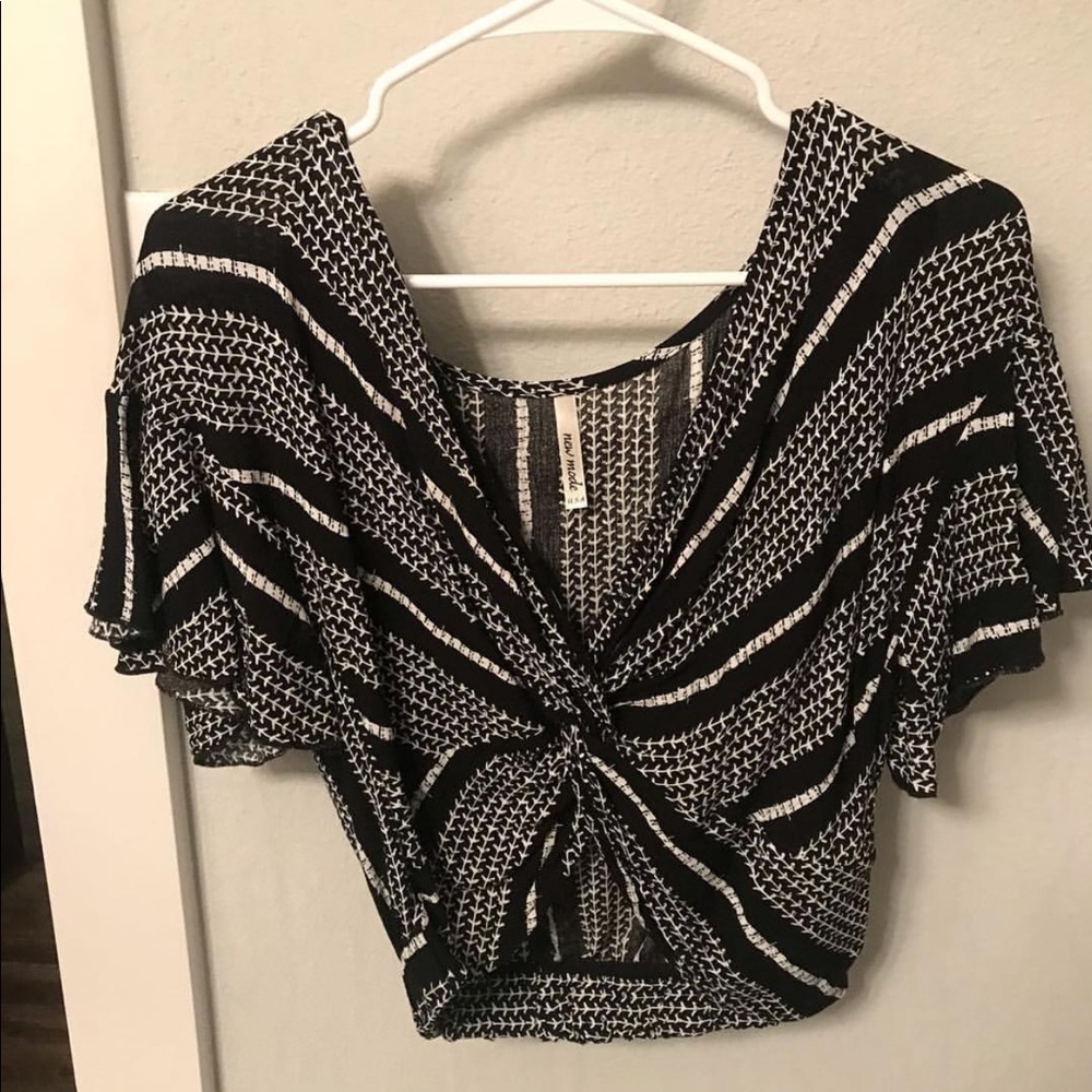 Black crop top